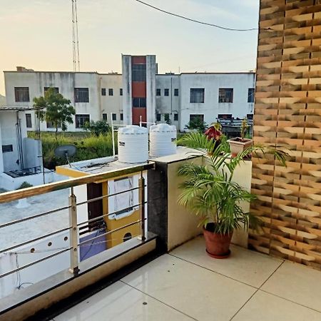 Bhavya Homestay Garudeshwar Zewnętrze zdjęcie
