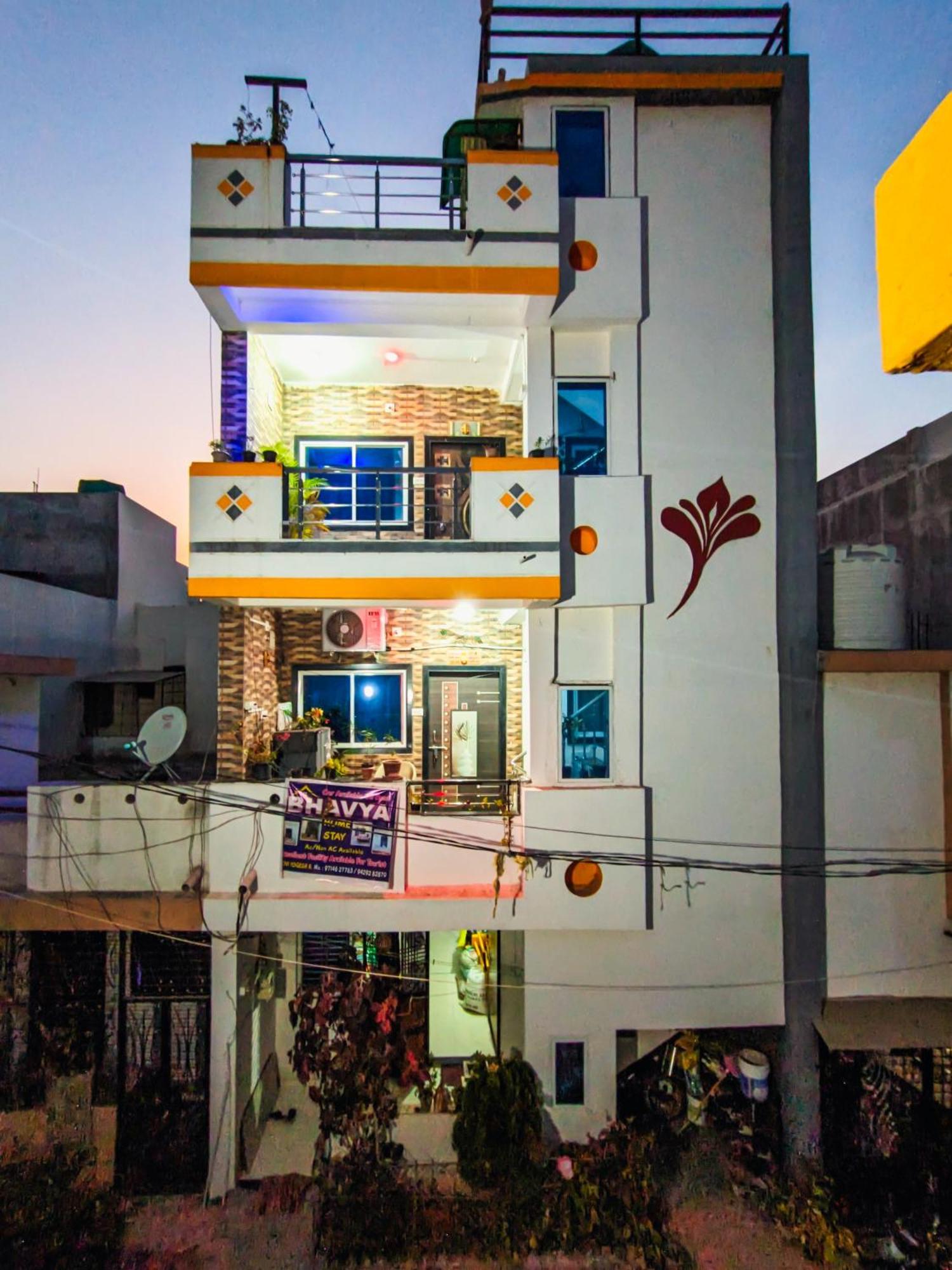 Bhavya Homestay Garudeshwar Zewnętrze zdjęcie