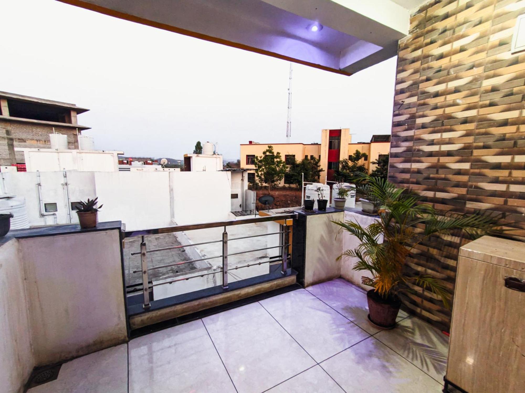 Bhavya Homestay Garudeshwar Zewnętrze zdjęcie